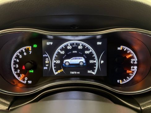 Used 2018 Jeep Grand Cherokee Limited image 15