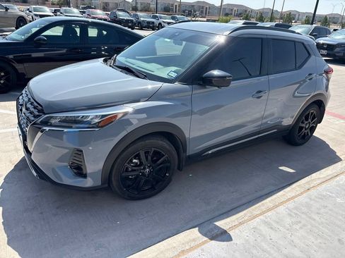Used 2024 Nissan Kicks SR w/ SR Premium Package FWD image 1