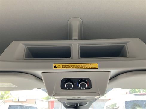 Used 2024 Ford Transit 350 XLT image 32