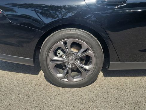 Used 2023 Honda Accord EX image 12