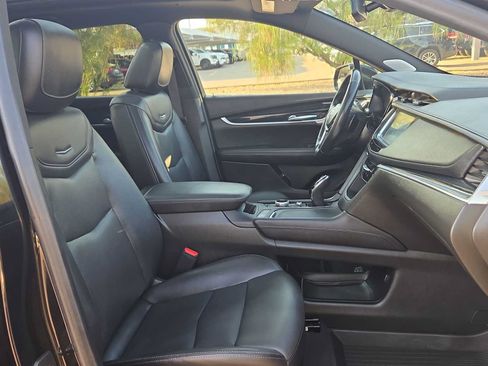 Used 2023 Cadillac XT5 Premium Luxury w/ LPO, Floor Liner Package AWD/4WD image 18