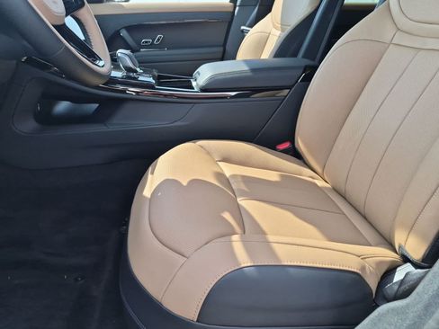 New 2027 Land Rover Range Rover Sport Dynamic SE AWD/4WD image 8