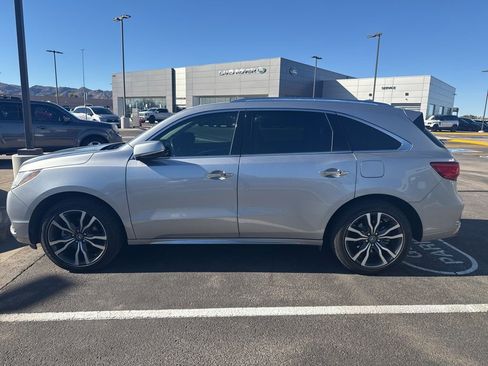 Used 2020 Acura MDX SH-AWD w/ Advance Package image 4