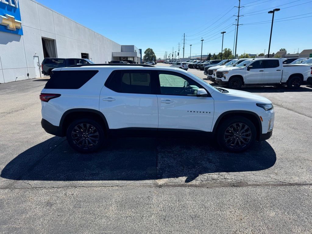 Certified 2023 Chevrolet Traverse RS AWD/4WD image 8
