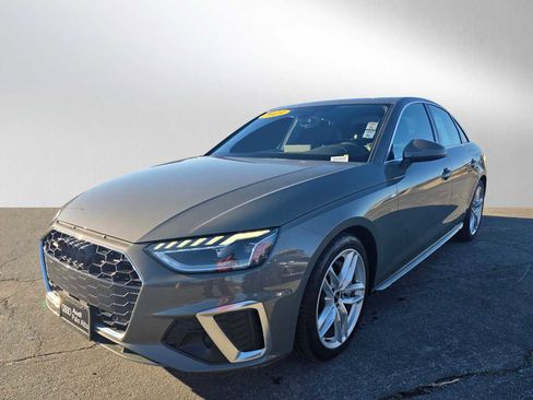 Used 2023 Audi A4 2.0T Premium w/ Convenience Package image 7