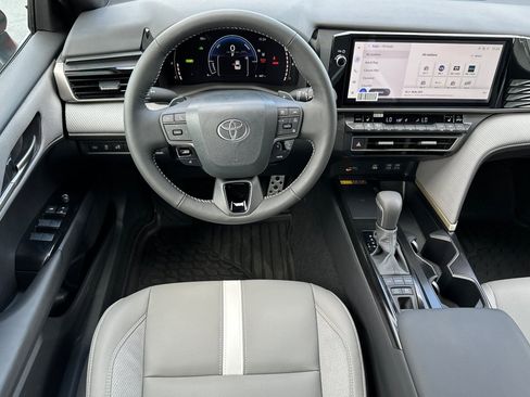 New 2026 Toyota Camry SE image 13
