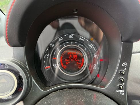 Used 2013 FIAT 500 Abarth w/ Beats Audio Pkg FWD image 18