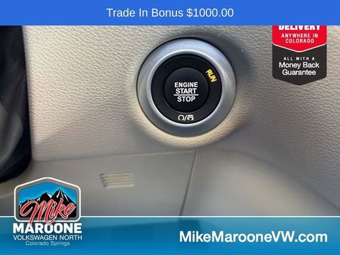 Used 2023 Chrysler Voyager LX image 17