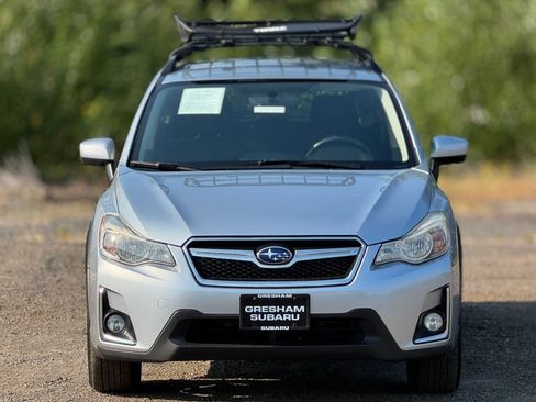 Used 2017 Subaru Crosstrek 2.0i Premium w/ Popular Package #2 AWD/4WD image 2