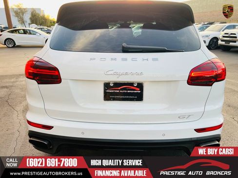 Used 2017 Porsche Cayenne Platinum Edition AWD/4WD image 11