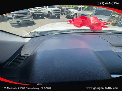 Used 2015 Toyota Tundra SR5 w/ SR5 Upgrade Package RWD image 20