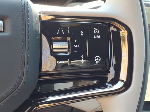 New 2026 Land Rover Range Rover Velar S AWD/4WD image 15