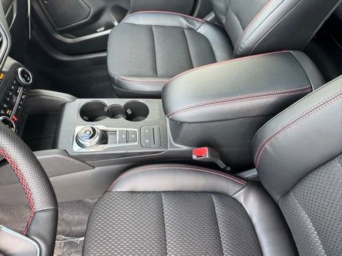 New 2026 Ford Escape ST-Line w/ Cold Weather Package AWD/4WD image 17