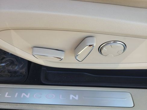 Used 2019 Lincoln MKC Select w/ Select Plus Package image 24