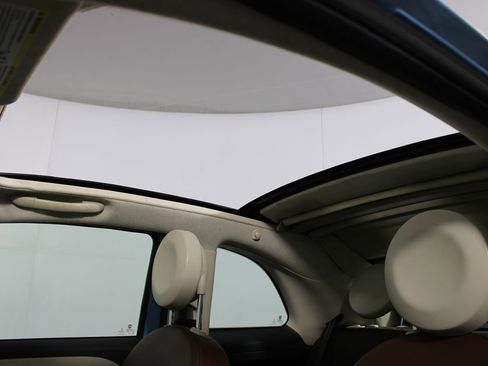 Used 2019 FIAT 500 Lounge image 10