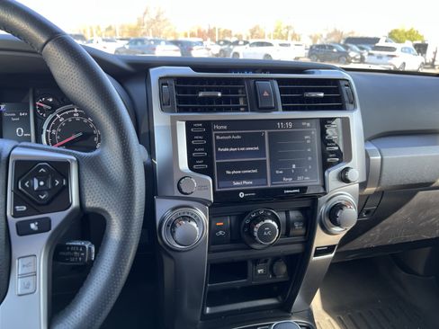 Used 2022 Toyota 4Runner TRD Sport w/ Technology Package image 31