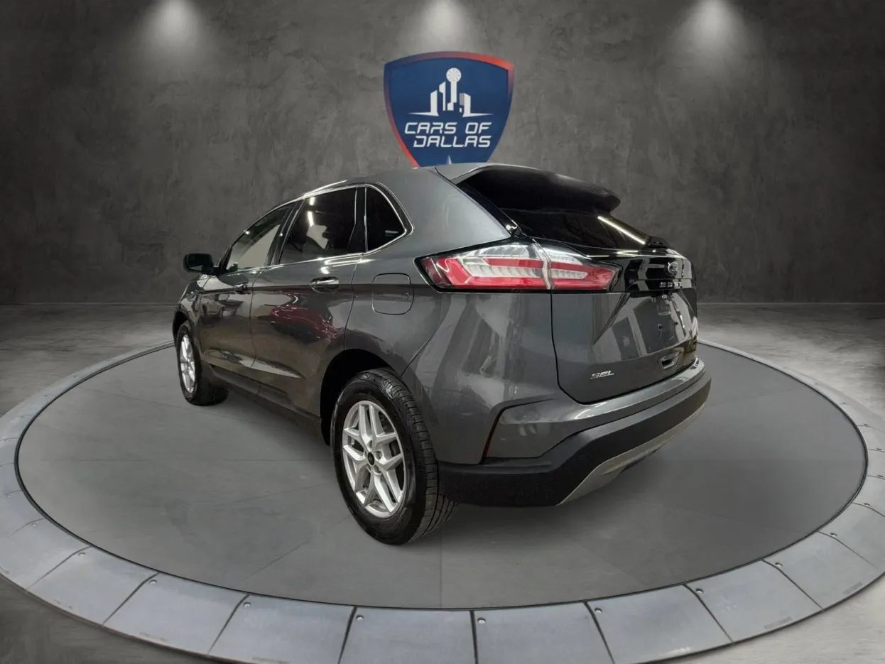 Used 2023 Ford Edge SEL AWD/4WD image 3