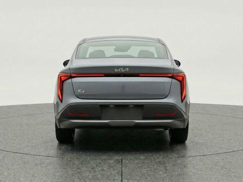 Used 2025 Kia K4 LXS image 7