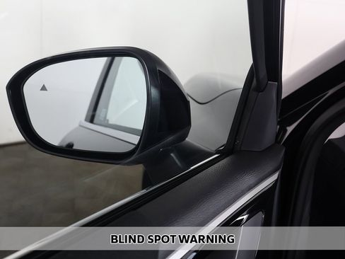 New 2026 Mitsubishi Outlander ES image 5