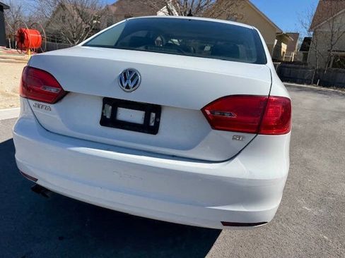 Used 2014 Volkswagen Jetta SE image 11