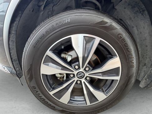 Used 2023 Nissan Murano SV image 28