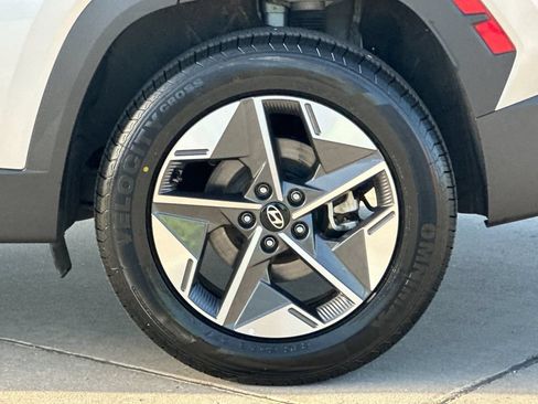 Used 2025 Hyundai Tucson SEL AWD/4WD image 27