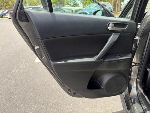 Used 2012 MAZDA MAZDA3 i Touring FWD image 13