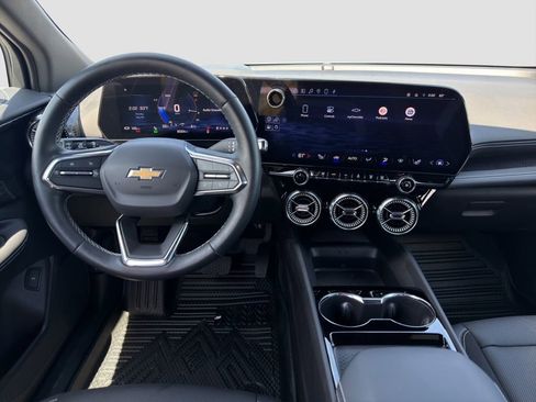 Used 2024 Chevrolet Blazer EV LT AWD/4WD image 14
