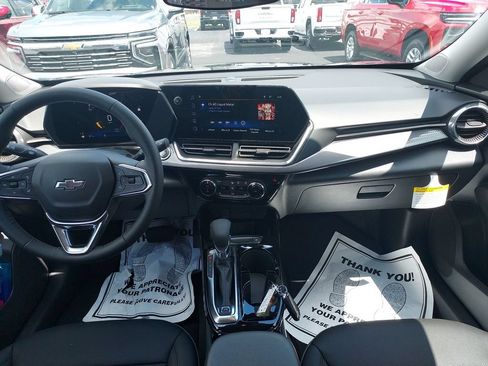 New 2026 Chevrolet Trax ACTIV w/ Driver Confidence Package FWD image 15