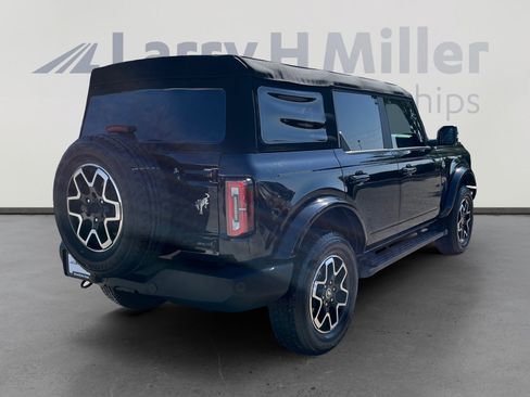 Used 2024 Ford Bronco Outer Banks AWD/4WD image 5