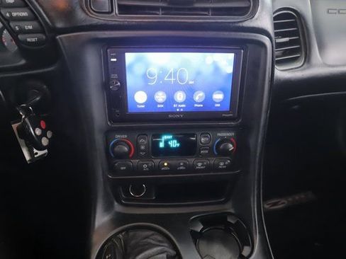 Used 1999 Chevrolet Corvette Convertible w/ Memory Pkg image 20