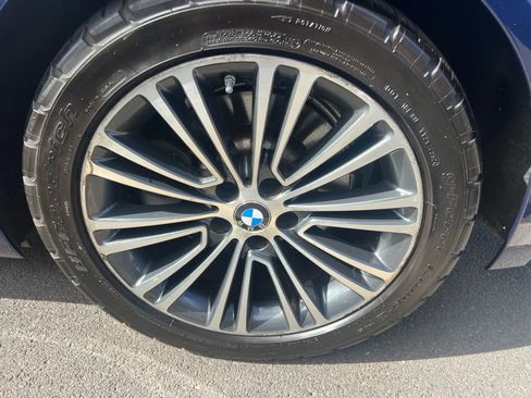 Used 2018 BMW 530e xDrive image 24