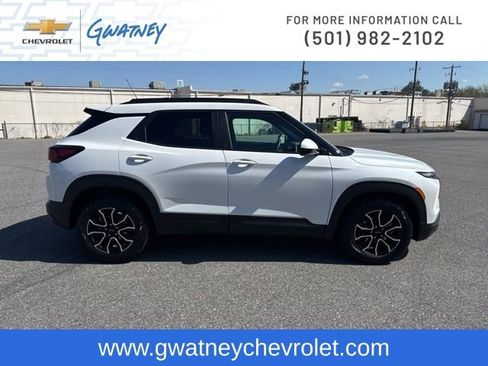 Used 2025 Chevrolet TrailBlazer ACTIV w/ Convenience Package image 4