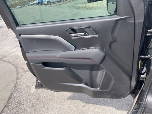 New 2024 Chevrolet Colorado Z71 w/ LPO, Dark Essentials Package image 30