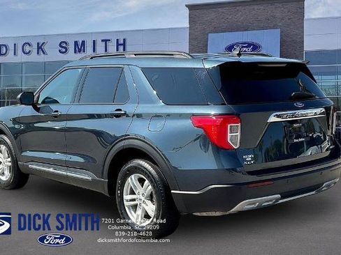 Certified 2023 Ford Explorer XLT w/ Equipment Group 202A AWD/4WD image 4