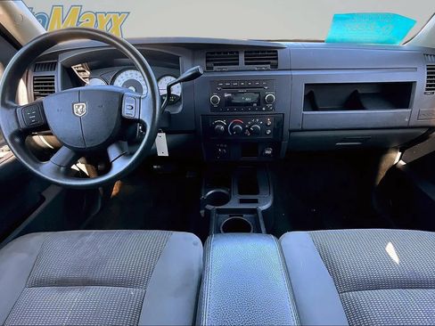 Used 2011 Dodge Dakota Big Horn AWD/4WD image 8