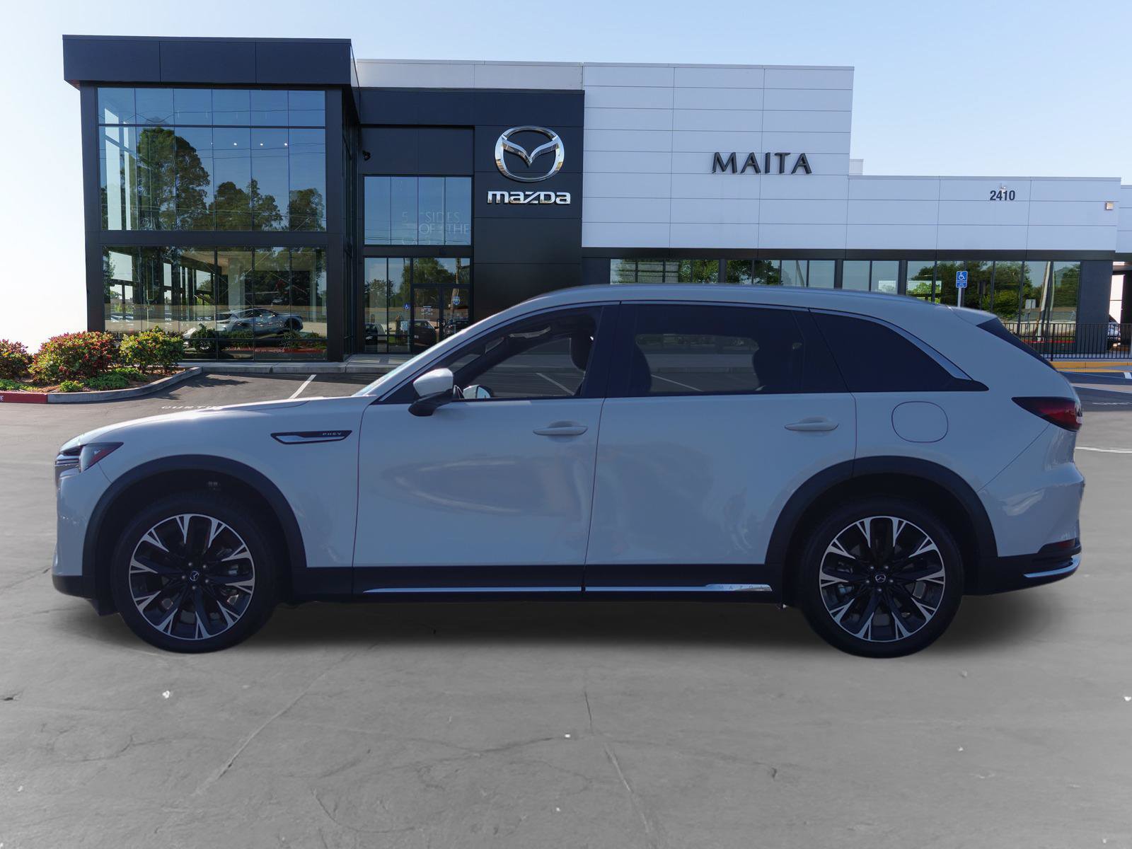 Used 2024 MAZDA CX-90 Plug-In Hybrid w/ Premium Plus AWD/4WD image 8