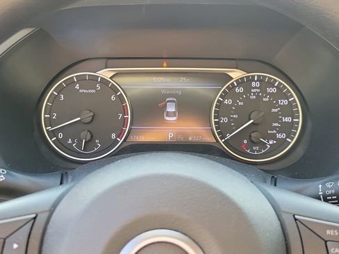 Used 2025 Nissan Sentra SV image 20