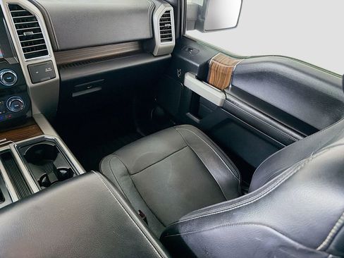 Used 2015 Ford F150 Lariat w/ Equipment Group 501A Mid image 26