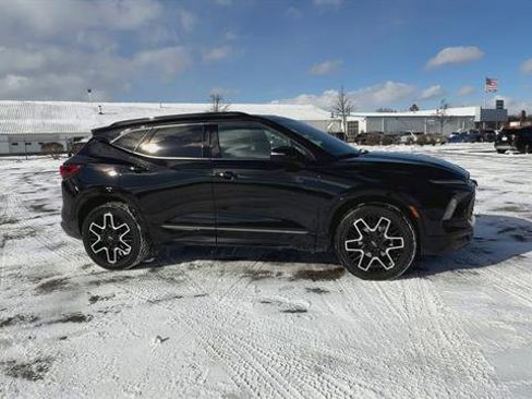 Used 2023 Chevrolet Blazer RS w/ Driver Confidence II Package image 4