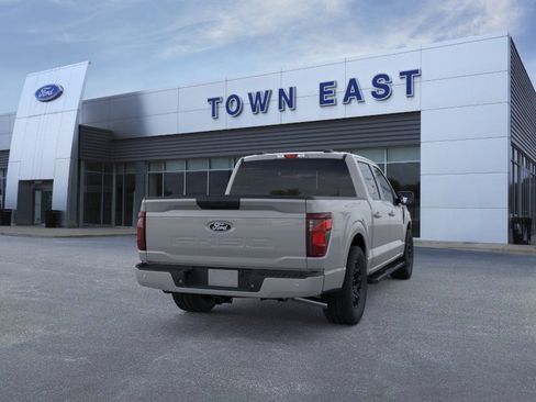 New 2026 Ford F150 XLT w/ XLT Black Appearance Package RWD image 8