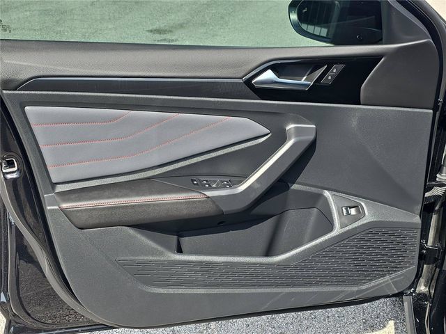 Used 2025 Volkswagen Jetta GLI Autobahn FWD image 12