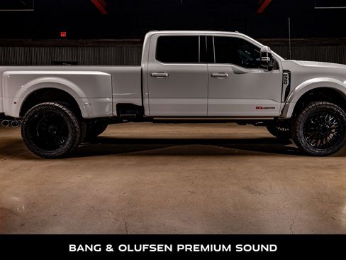 Used 2026 Ford F450 Platinum image 10