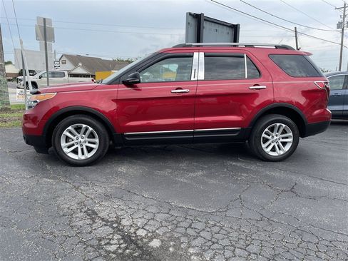 Used 2012 Ford Explorer XLT AWD/4WD image 4