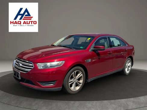 Used 2015 Ford Taurus SEL FWD image 1
