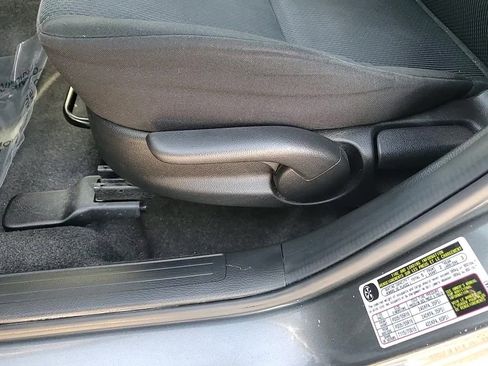 Used 2011 MAZDA MAZDA3 i Touring image 14