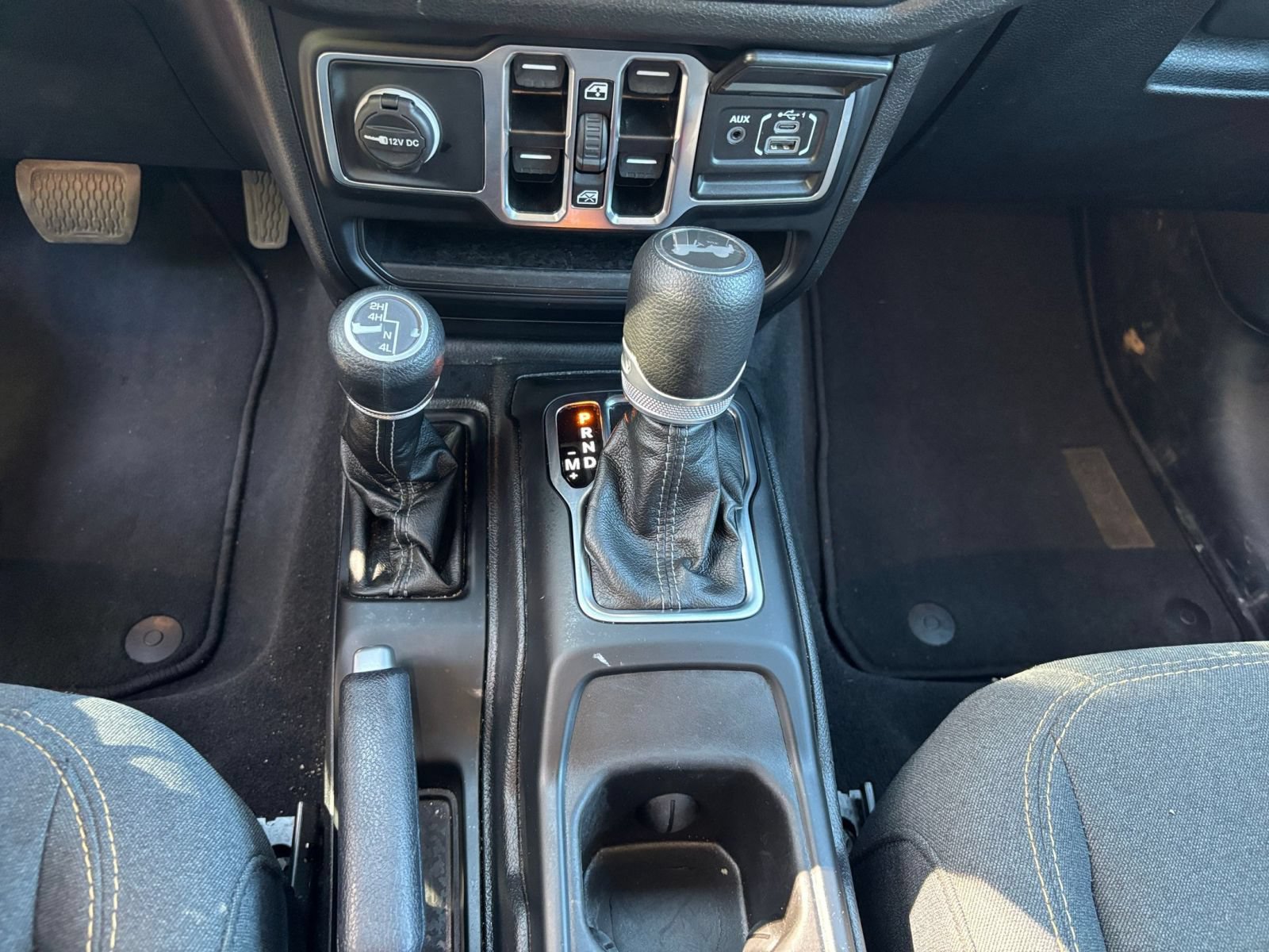 Used 2025 Jeep Wrangler Unlimited Sport AWD/4WD image 38
