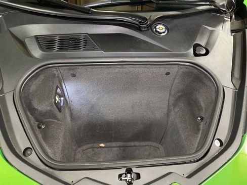 Used 2026 Chevrolet Corvette Stingray Premium Cpe w/ Z51 Performance Package image 14