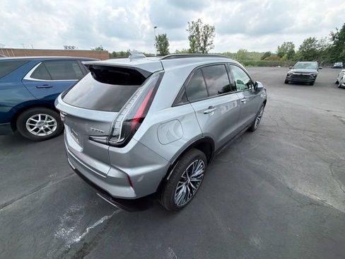 Used 2024 Cadillac XT4 Sport AWD/4WD image 3
