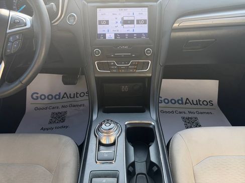 Used 2020 Ford Fusion SE w/ Equipment Group 151A FWD image 20